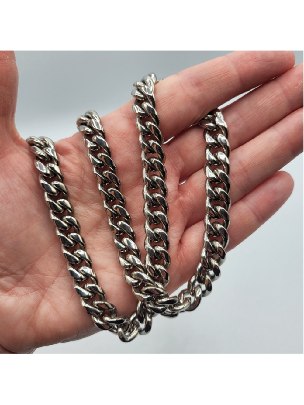 Men's 22.5" Stainless Steel Cuban Link Chain Necklace – 9.5mm-Silver Tone – NWOT